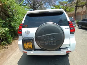 Toyota Land Cruiser Prado 3.0 TD 2012 Pearl