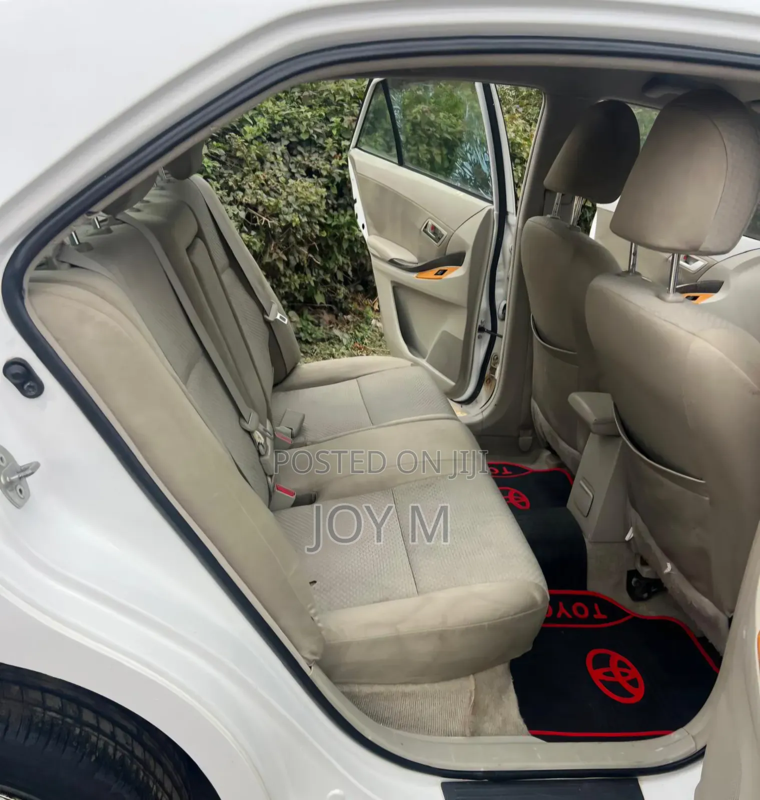 Toyota Premio 2012 White