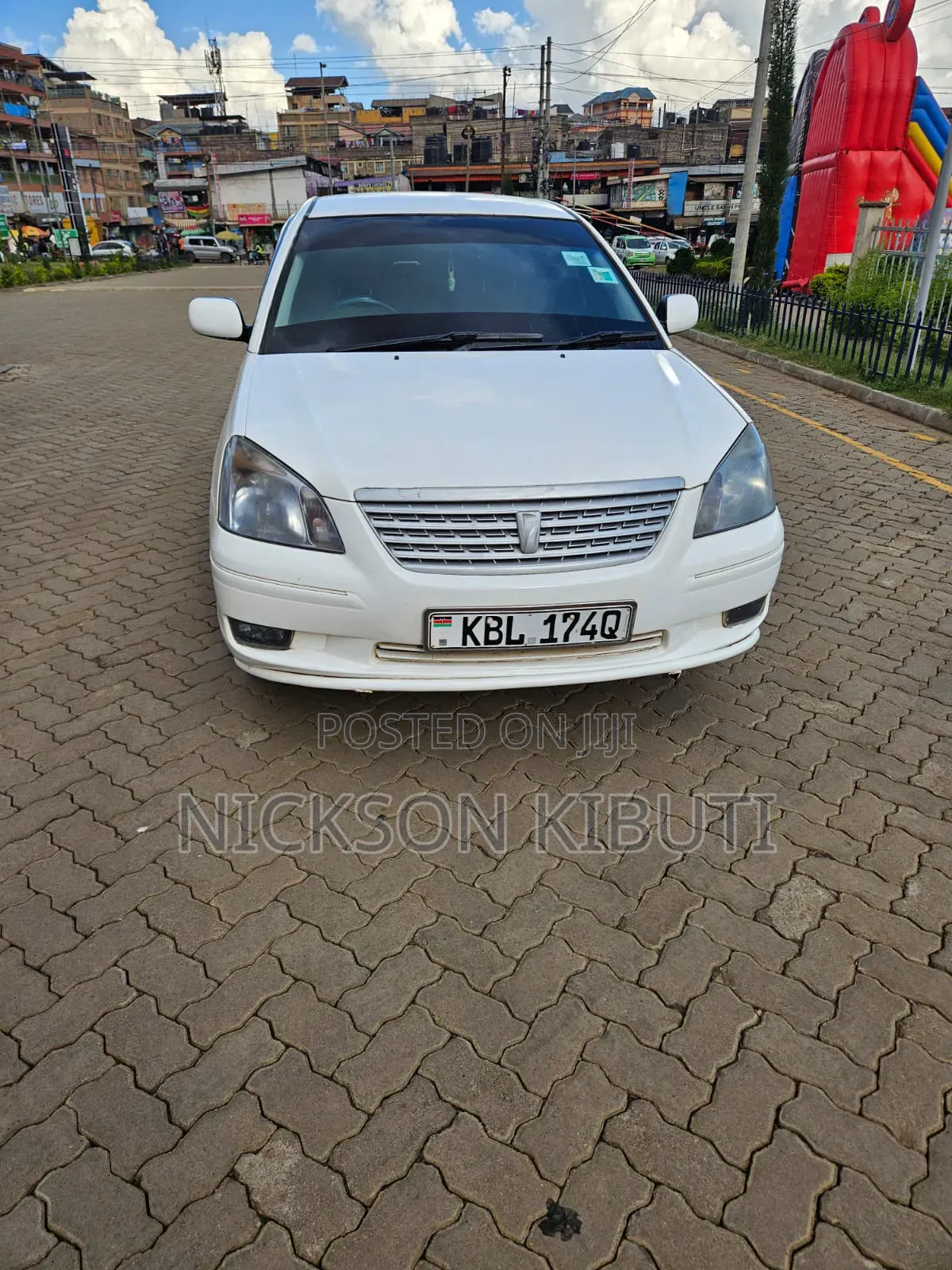 Toyota Premio 2010 White