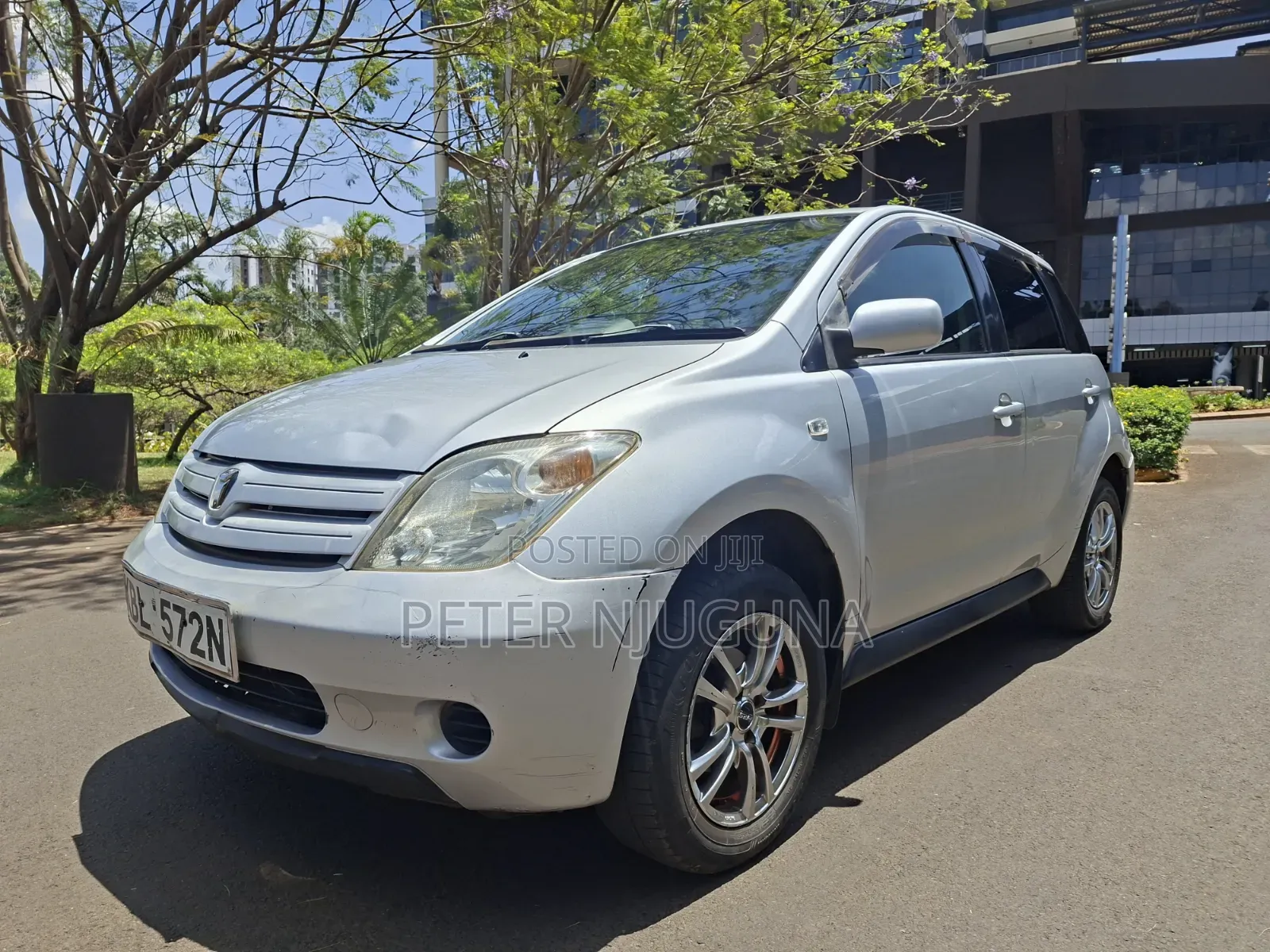 Toyota IST 2004 Silver