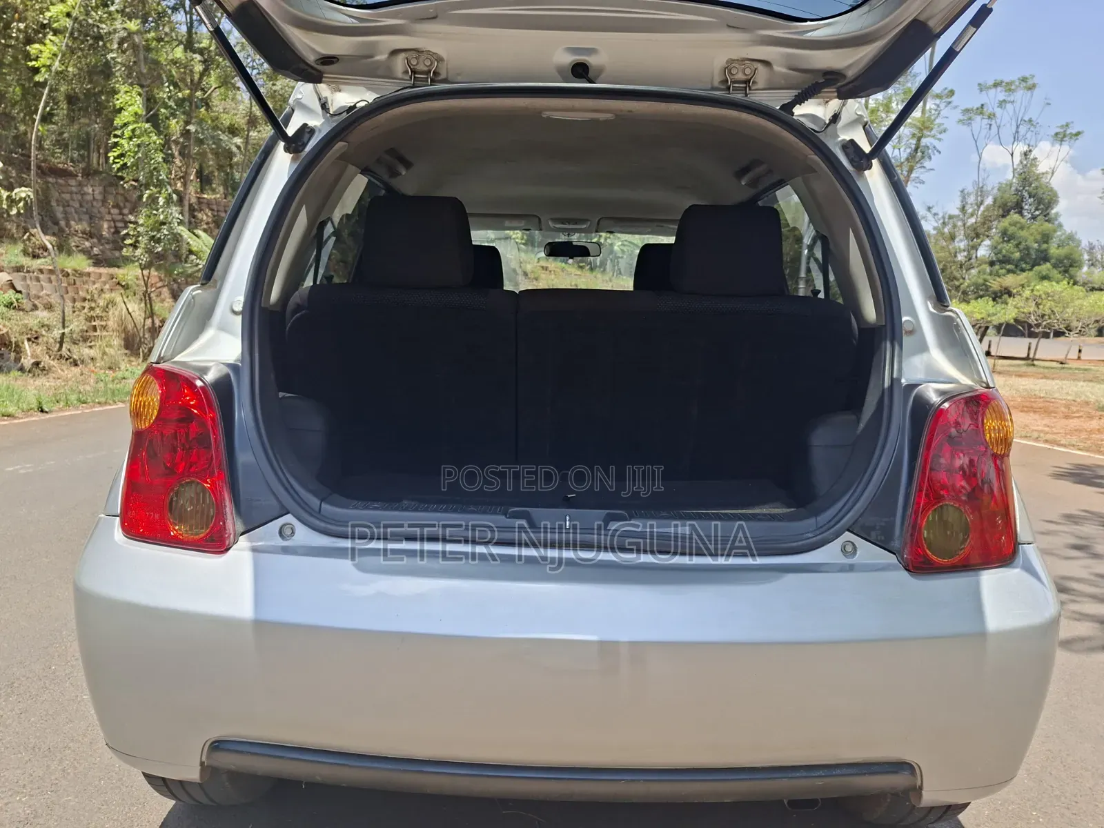 Toyota IST 2004 Silver