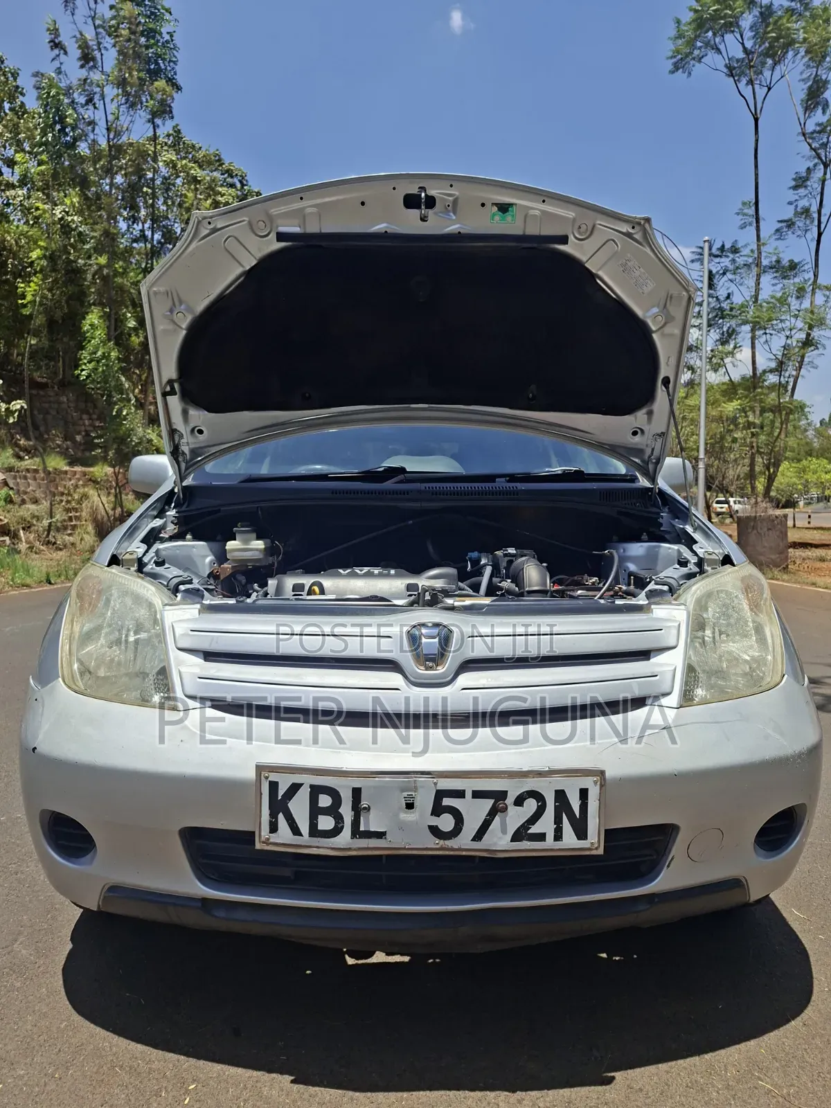 Toyota IST 2004 Silver