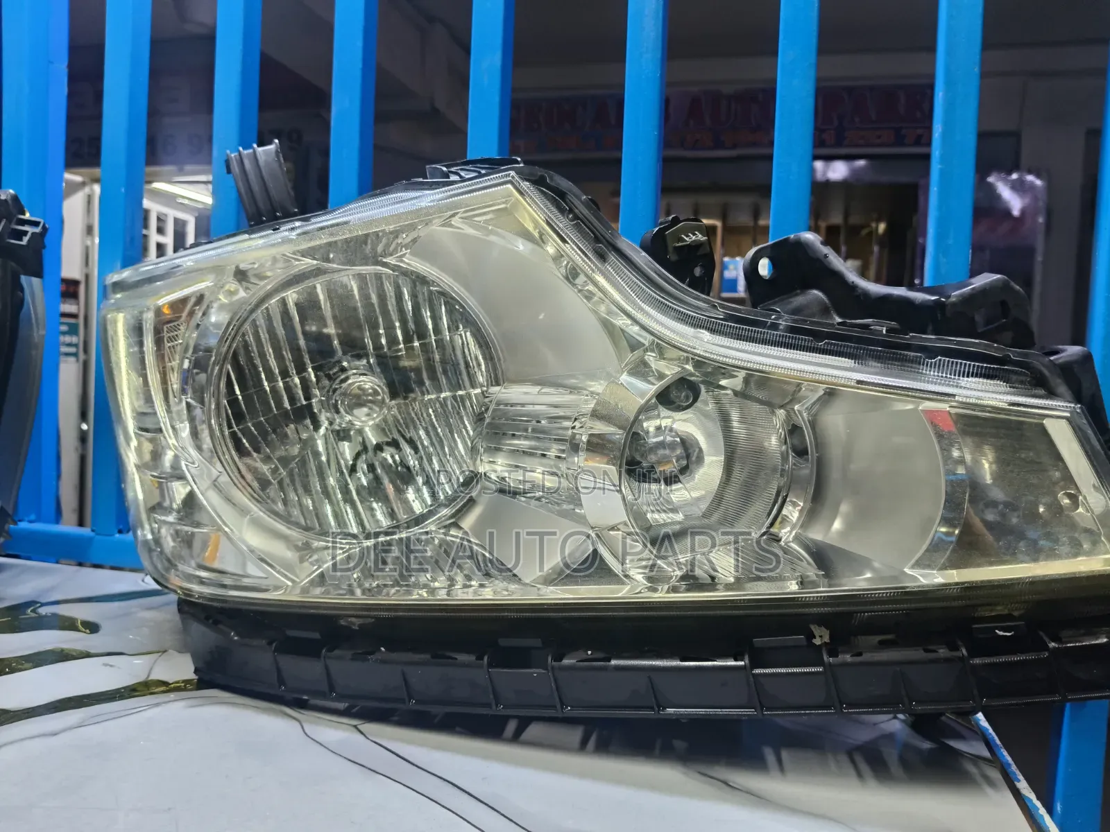 Honda Stepwagon Headlight