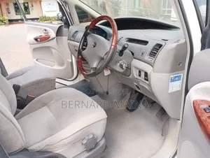 Toyota Estima 2012 White