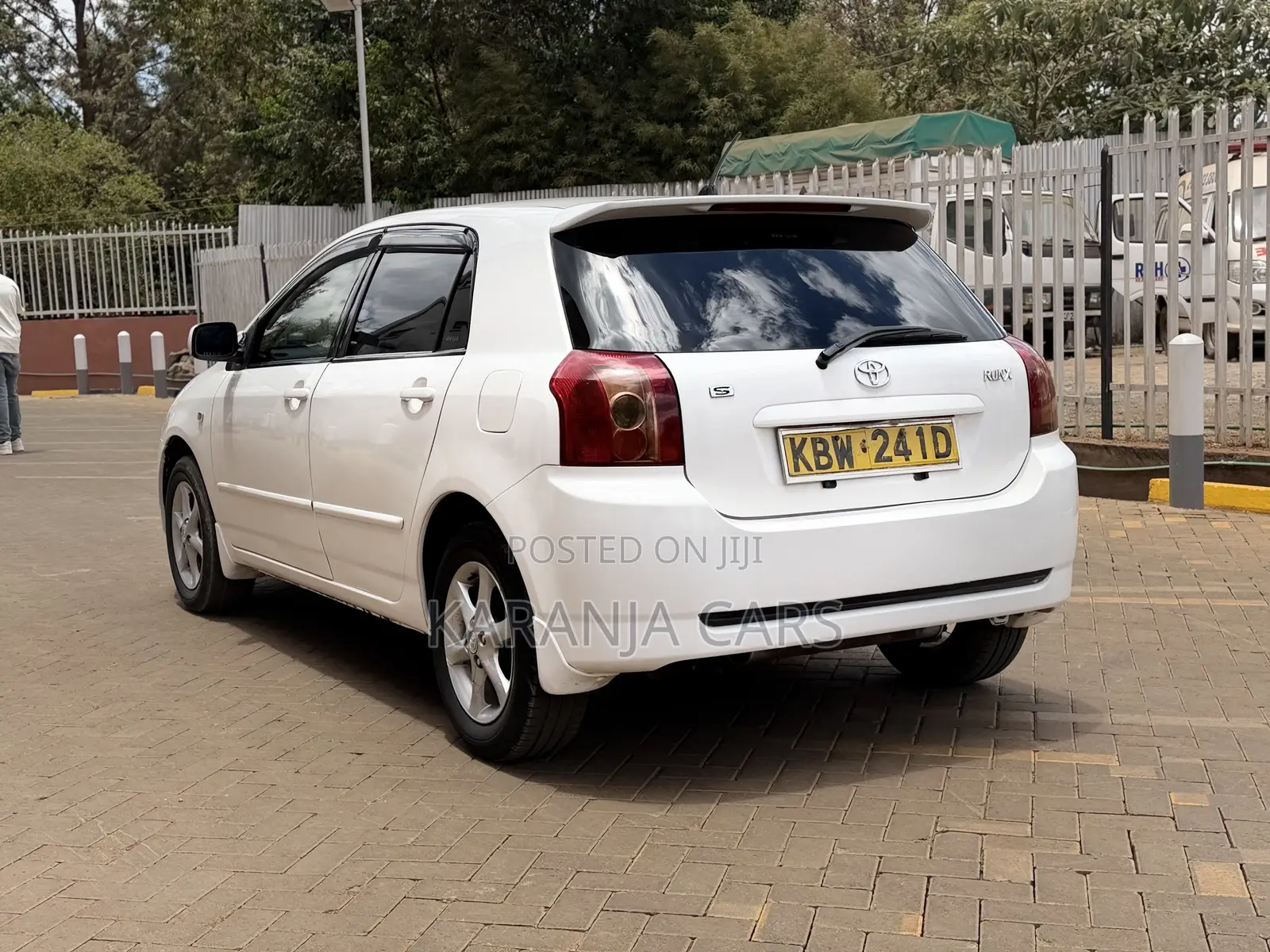 Toyota Corolla RunX 2006 White
