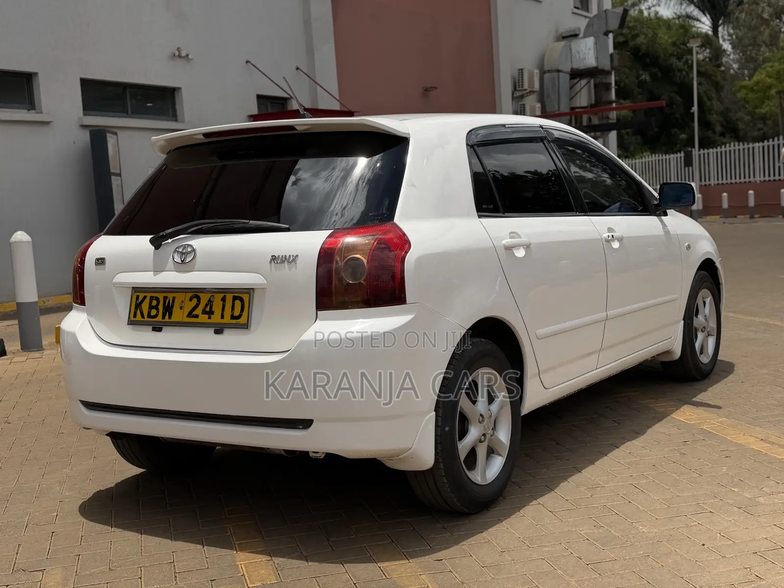 Toyota Corolla RunX 2006 White