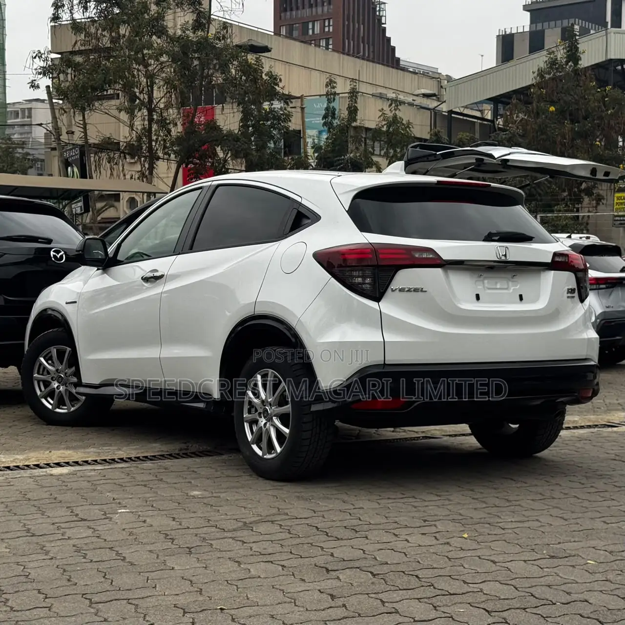Honda Vezel 1.5 2WD 2020 White