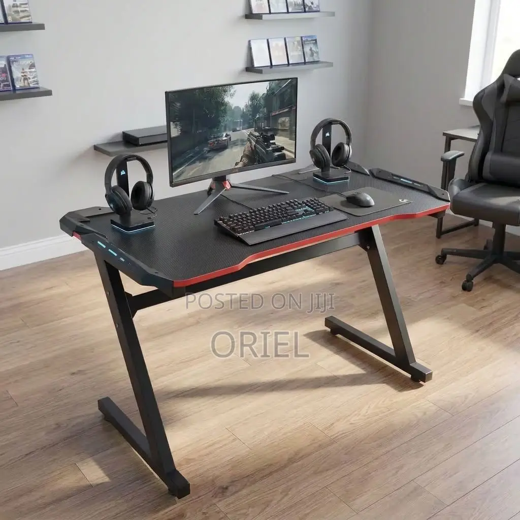 Office Desk : Black Computer Gaming Workstation