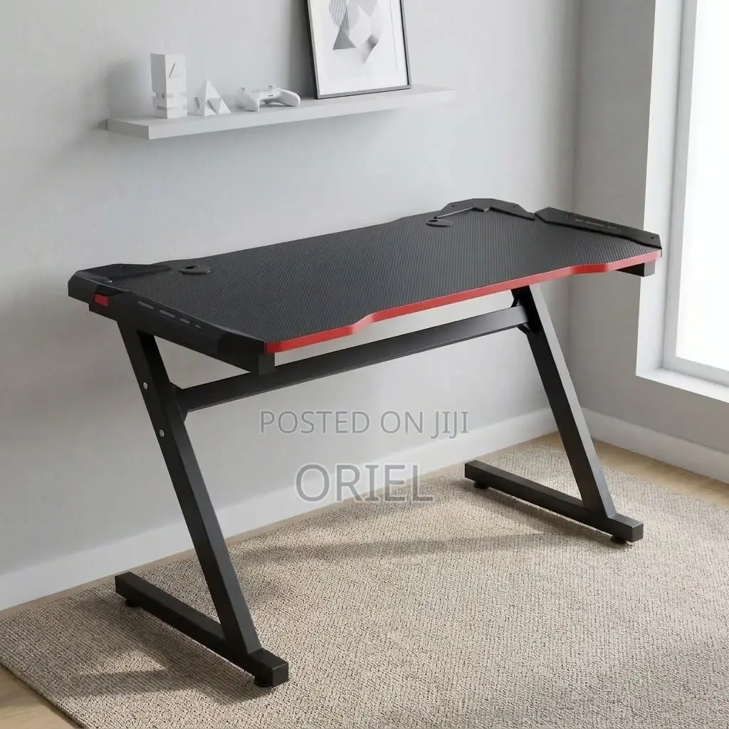 Office Desk : Black Computer Gaming Workstation