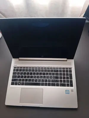 Laptop HP ProBook 450 G6 8GB Intel Core i5 SSD 256GB