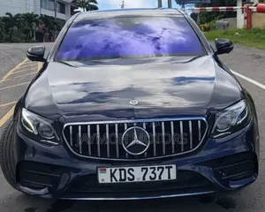 Mercedes-Benz E250 2018 Blue