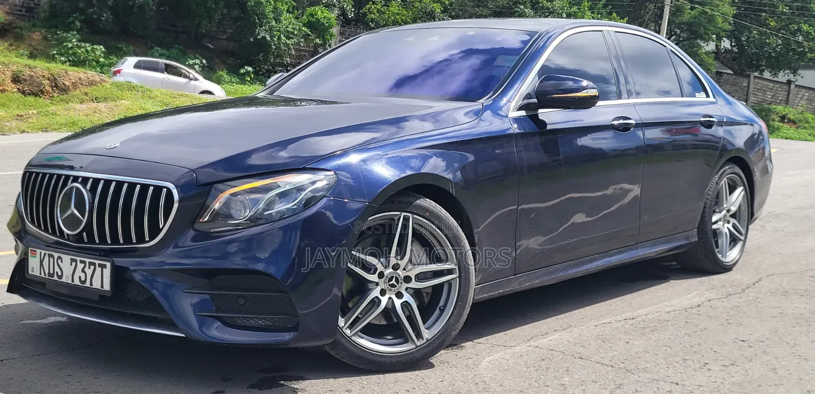 Mercedes-Benz E250 2018 Blue