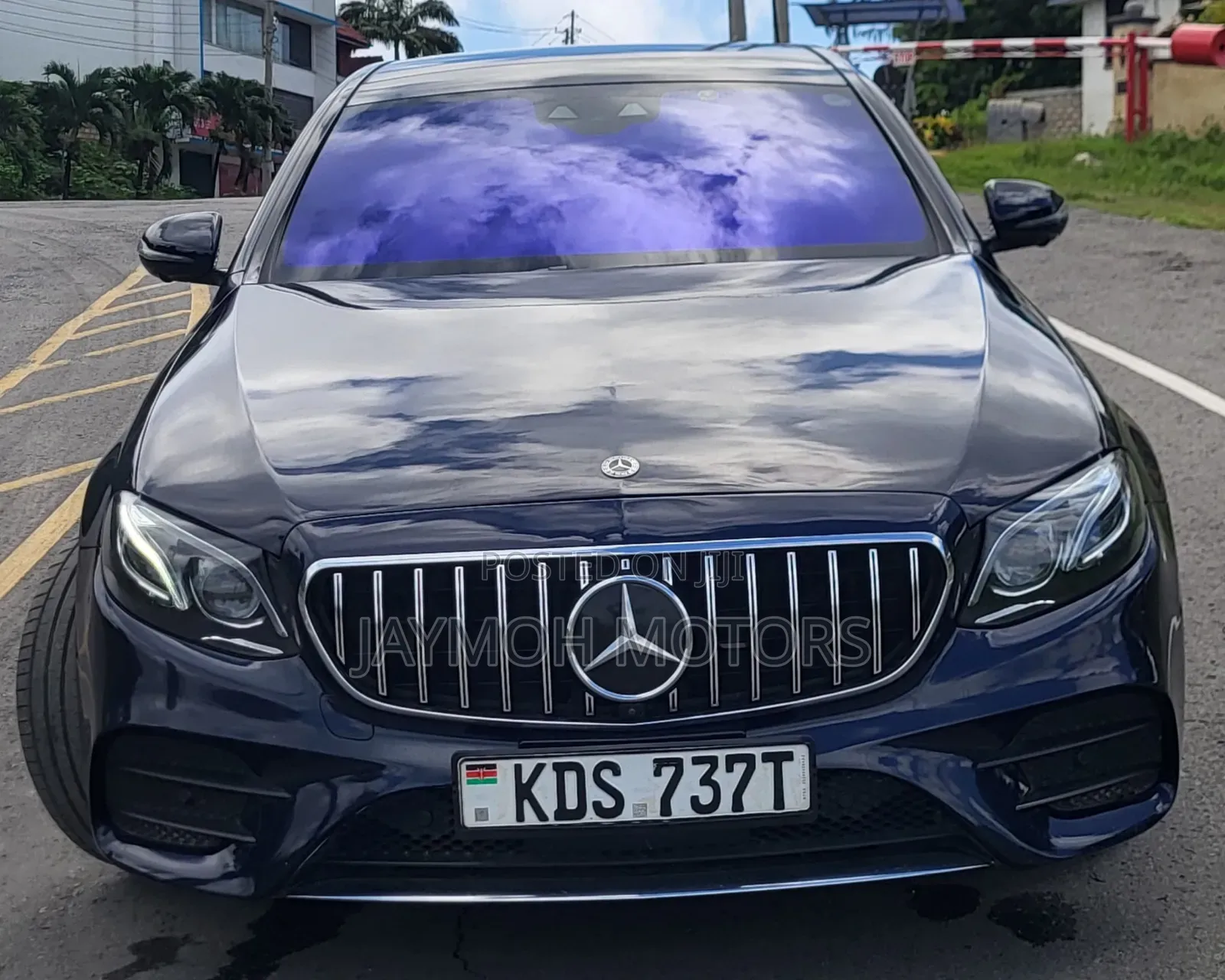 Mercedes-Benz E250 2018 Blue