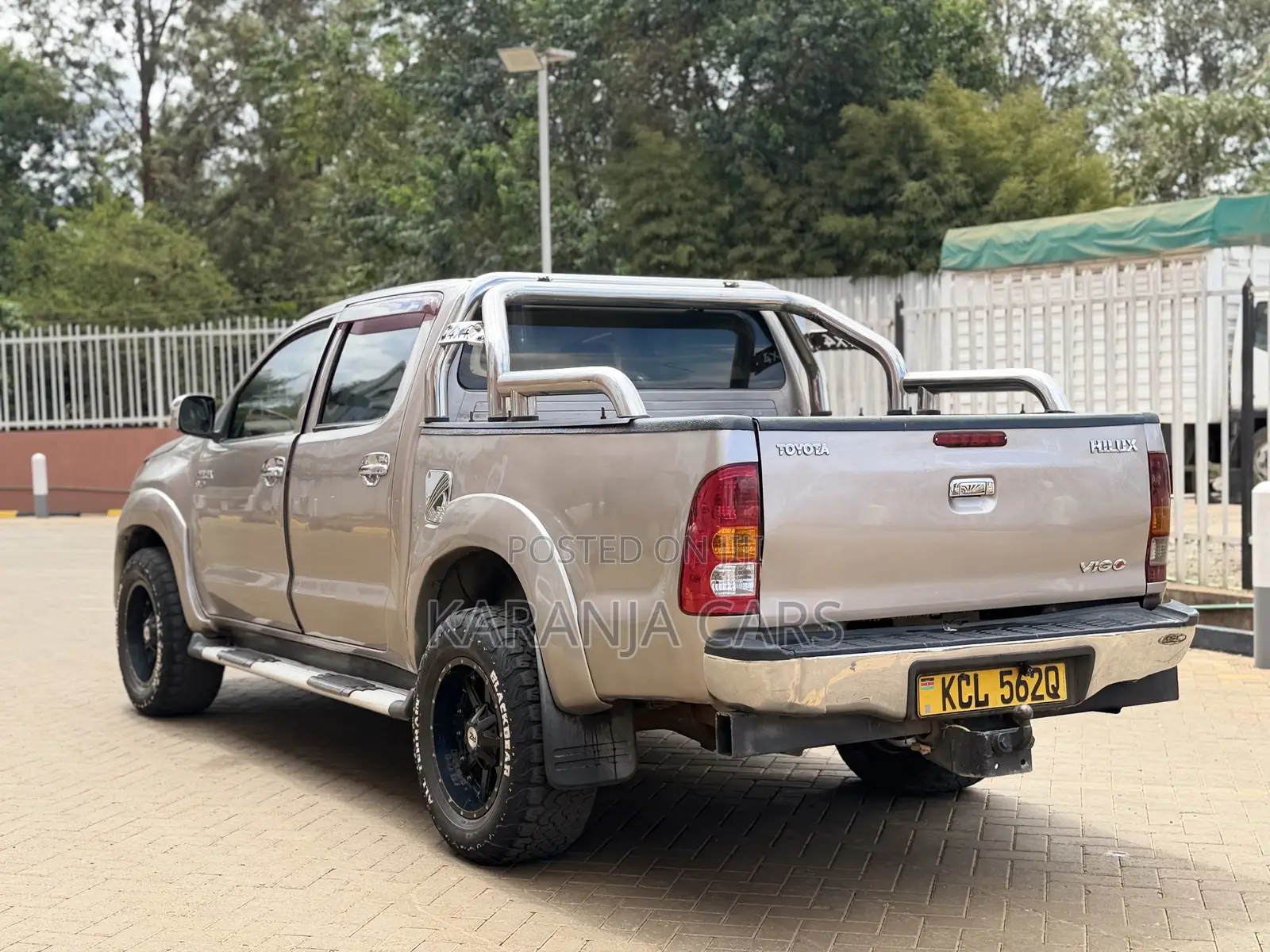 Toyota Hilux 2012