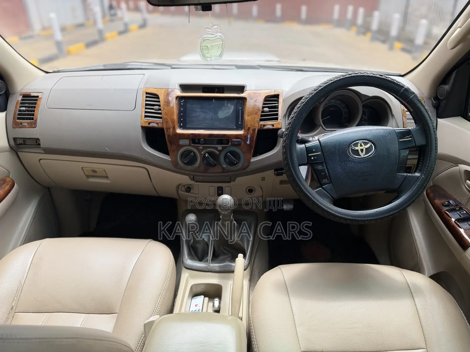 Toyota Hilux 2012