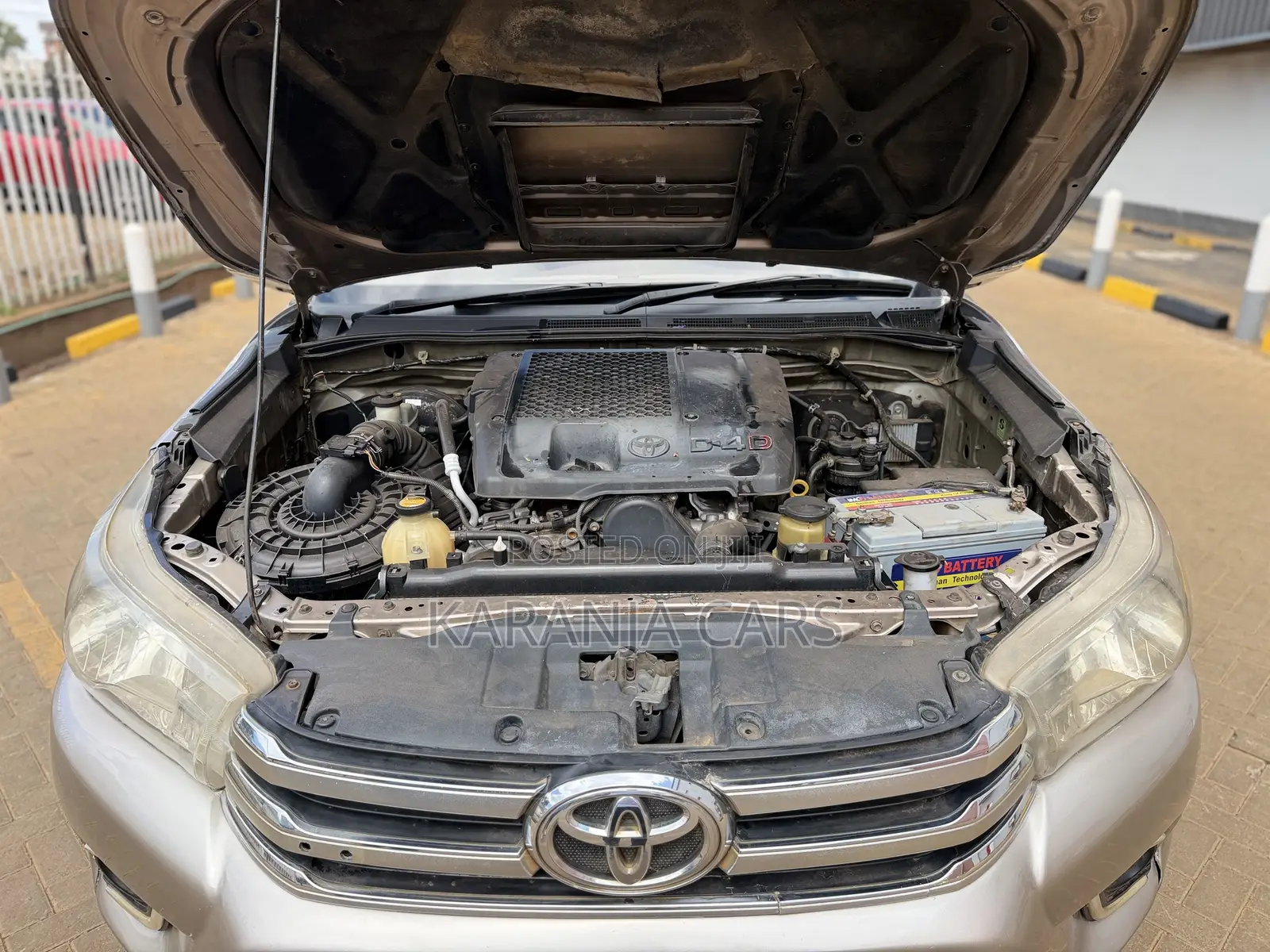 Toyota Hilux 2012
