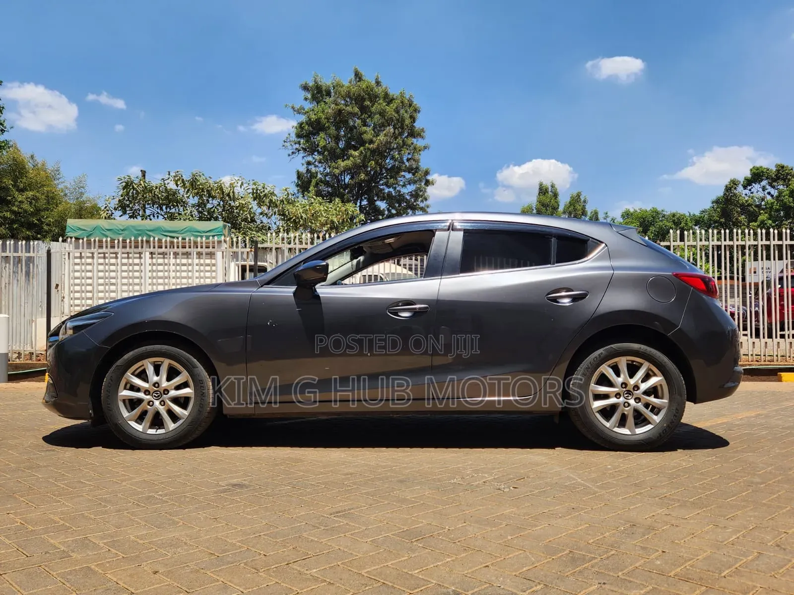 Mazda Axela 2019 Gray