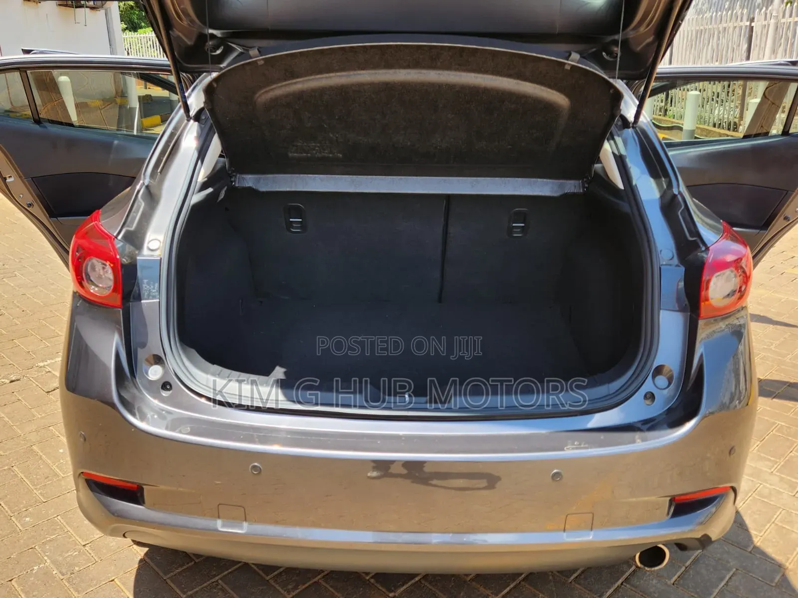 Mazda Axela 2019 Gray