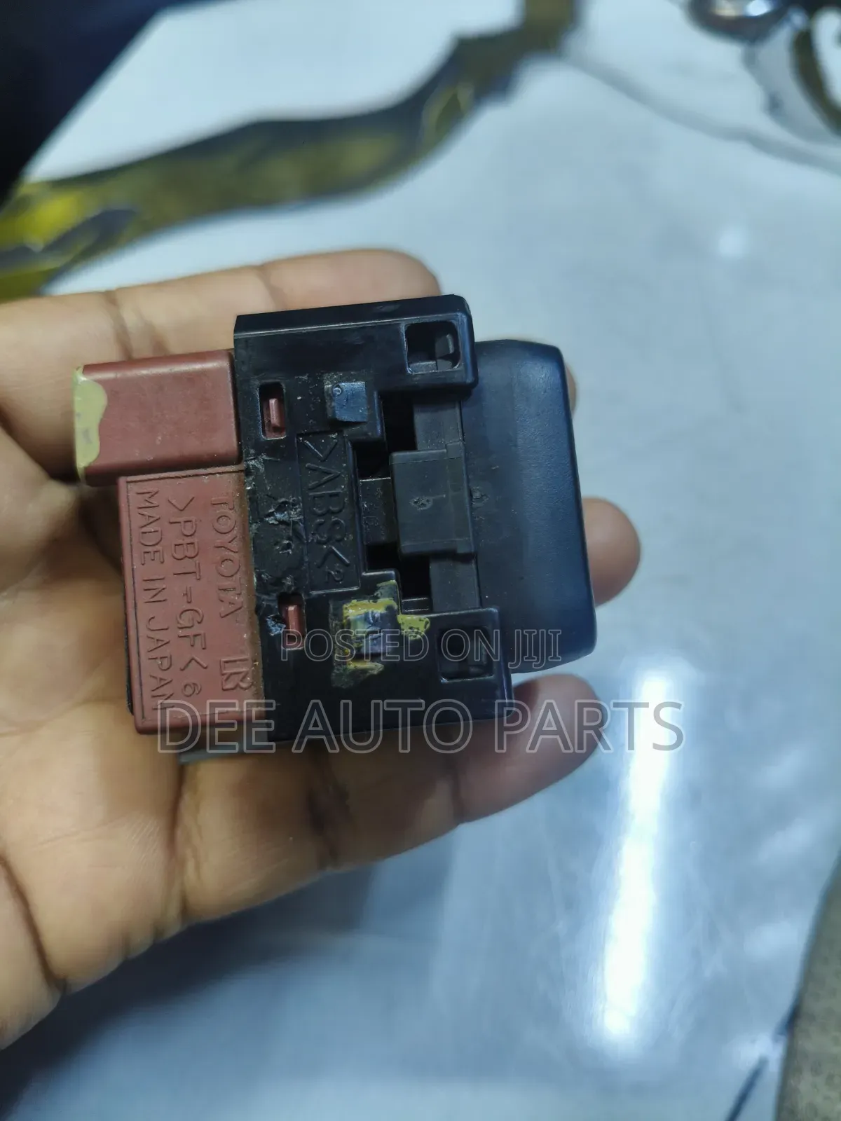 Side Mirror Controller V8/Landcruiser Prado