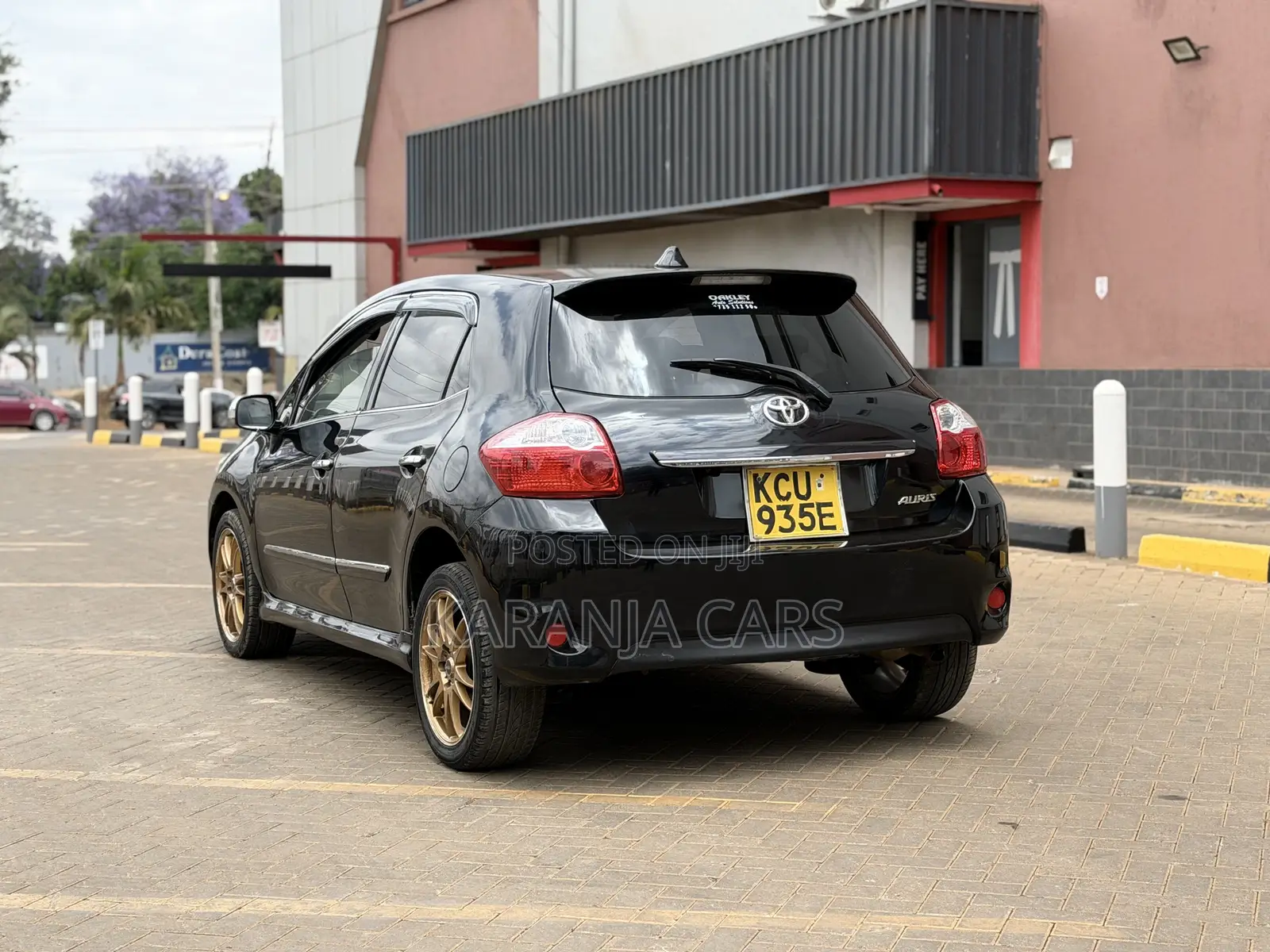 Toyota Auris 2012 Black