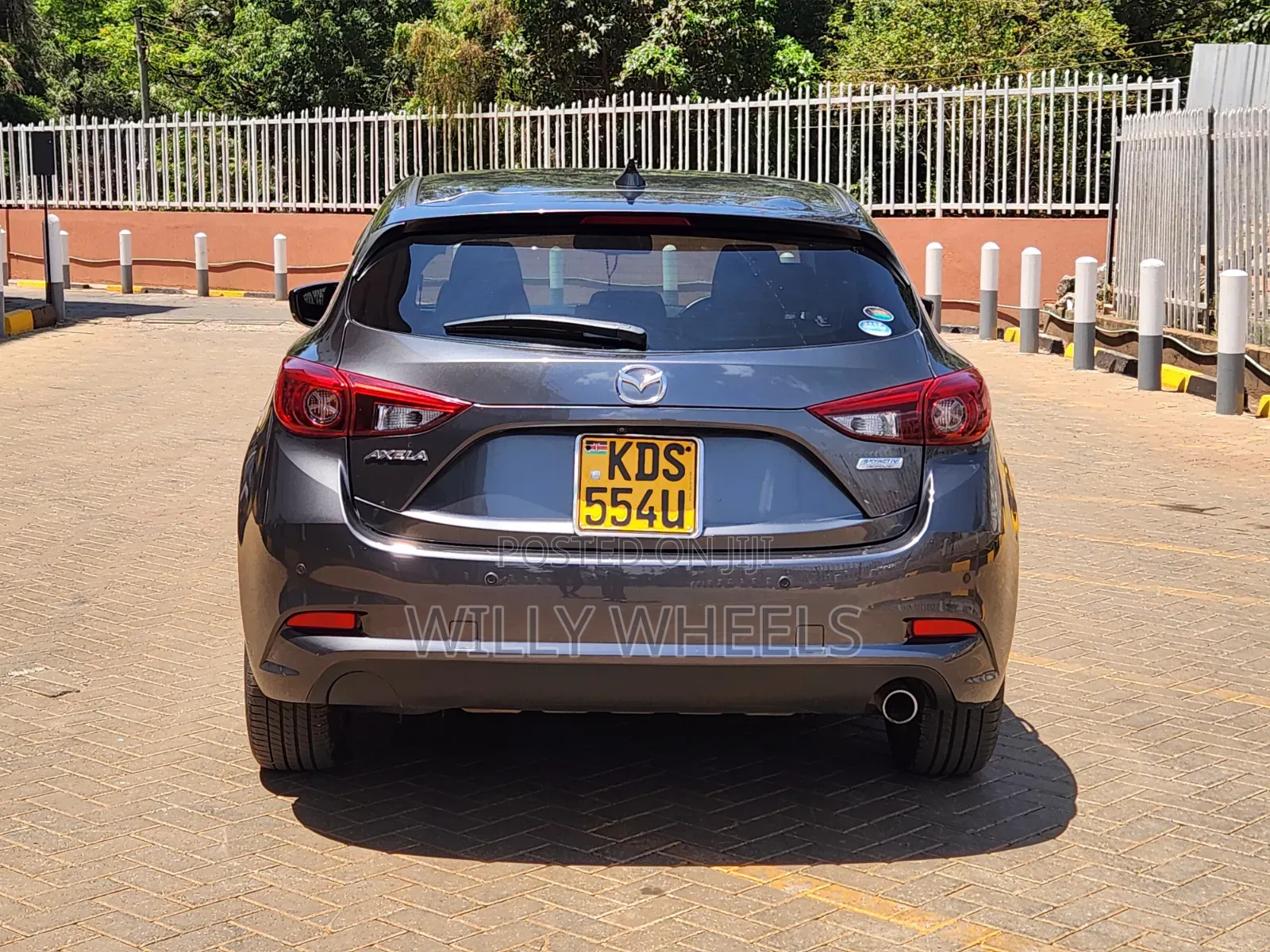 Mazda Axela 2019 Gray