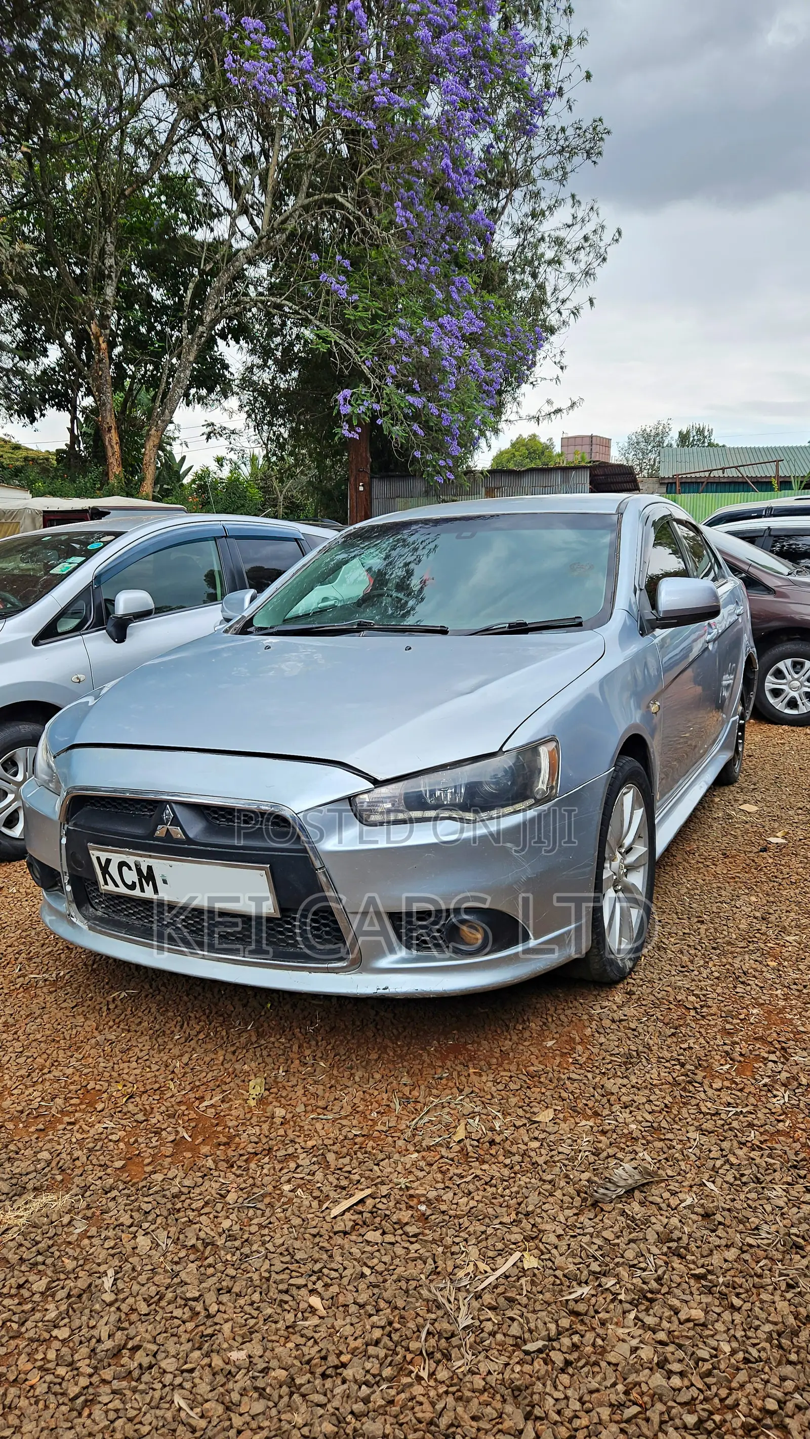Mitsubishi Galant 2010 Silver