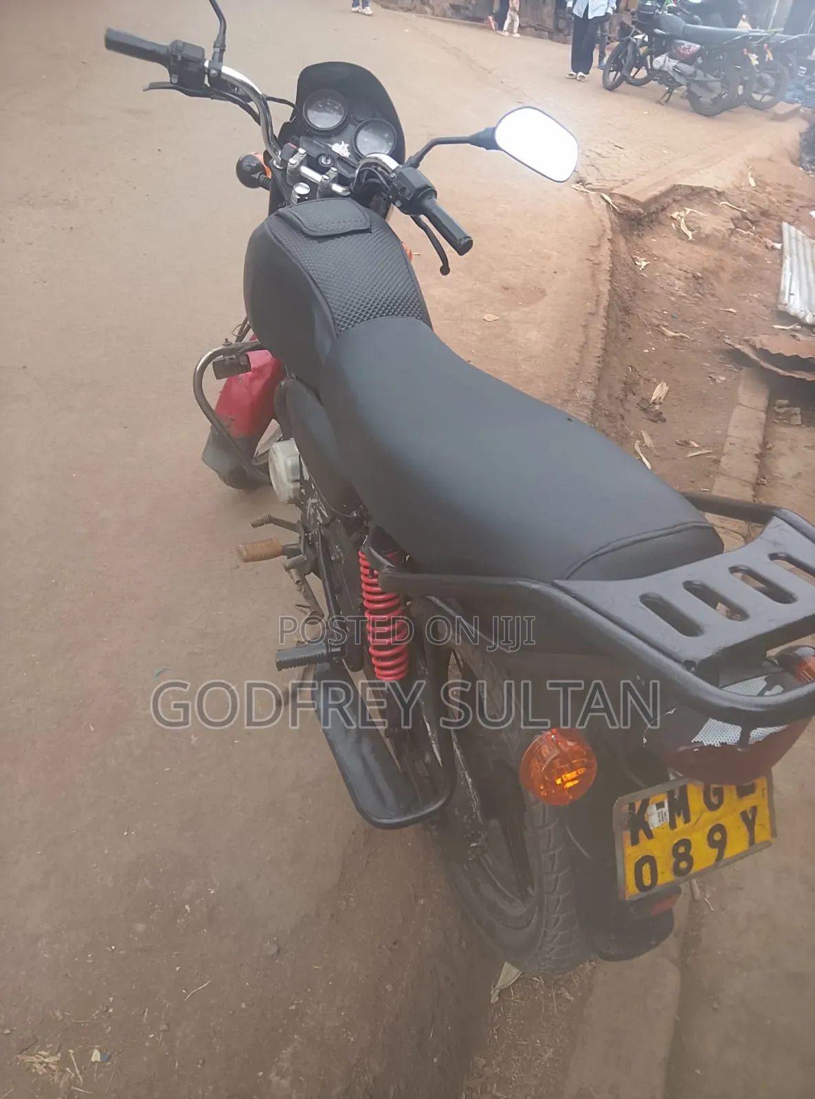 Bajaj Boxer 150 UG 2024 Red