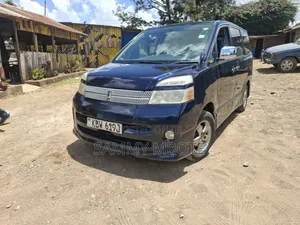 Toyota Voxy X 2WD 8-Seater 2006 Blue