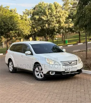 Subaru Outback 2009 White