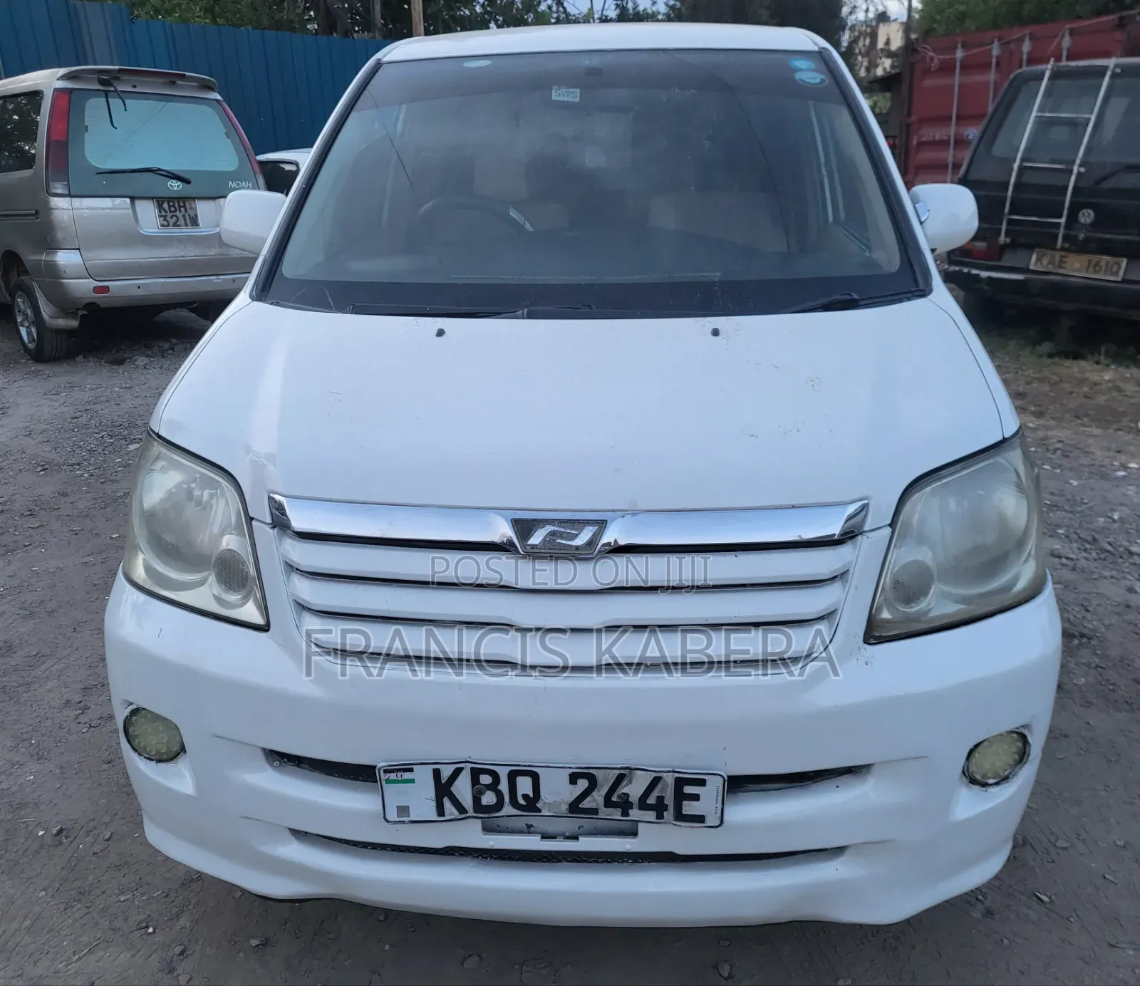 Toyota Voxy 2004 White