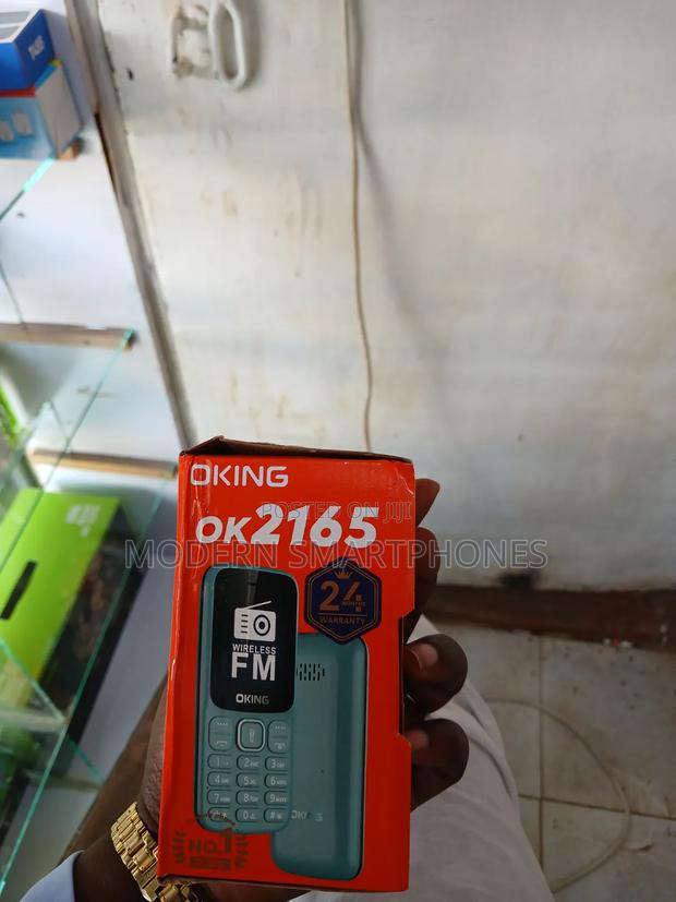 New Mobile Phone 4 GB Black - thumbnail 3