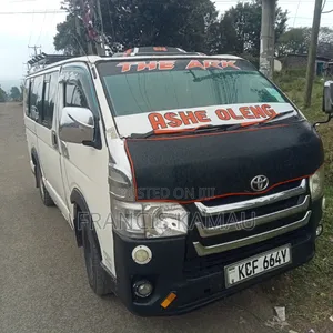 Toyota HiAce 2008 White
