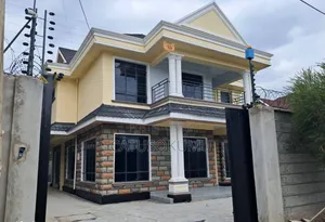 5bdrm Maisonette in Syokimau, Gateway Mall Area for rent
