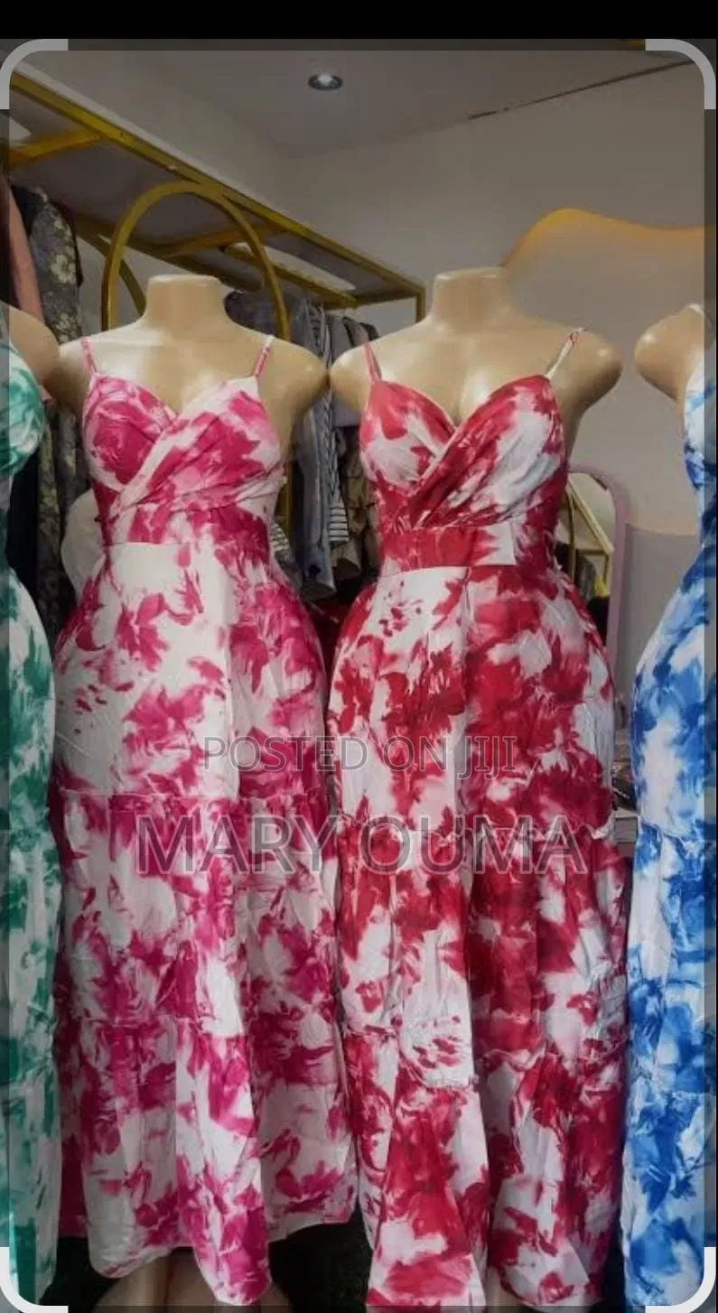 Sleevless Flowered Sundress