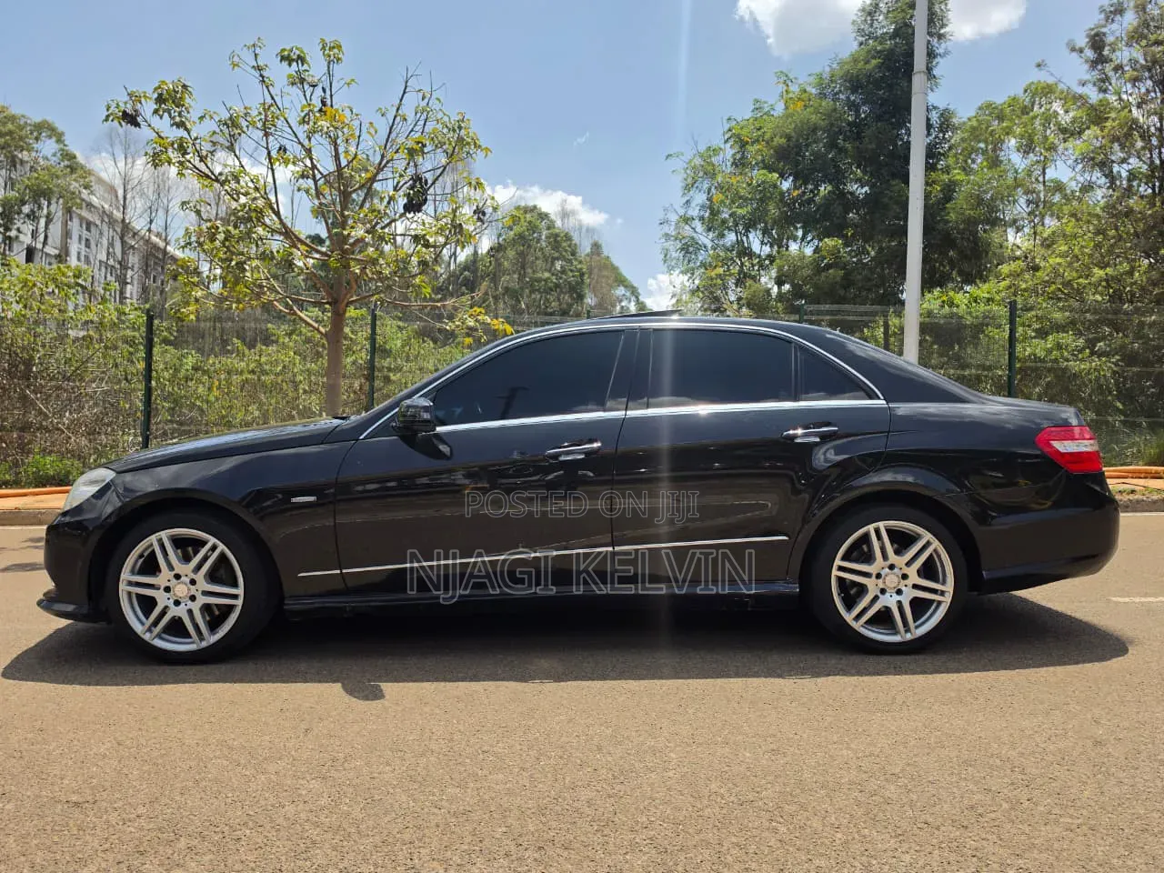 Mercedes-Benz E250 2011 Black