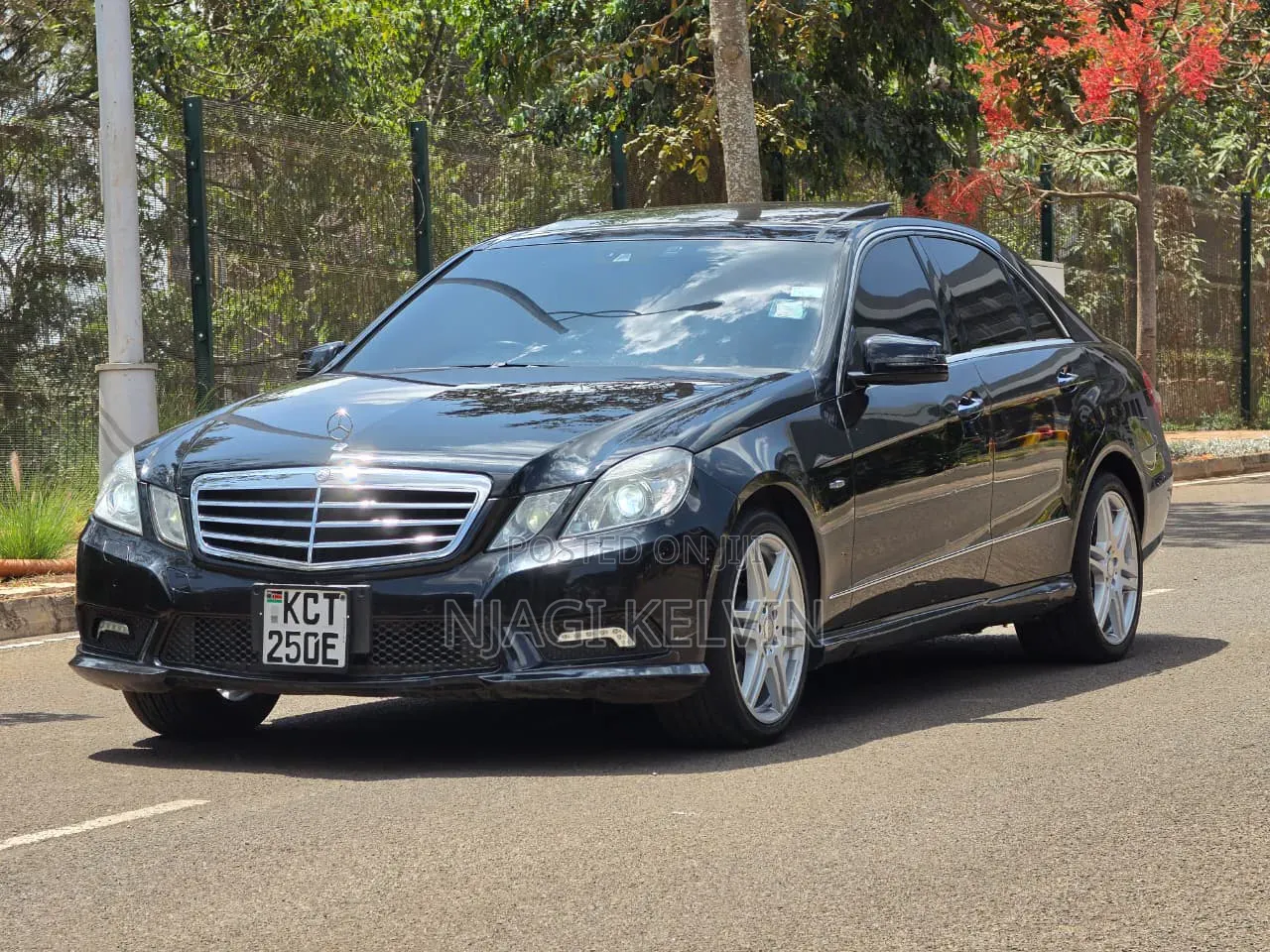 Mercedes-Benz E250 2011 Black