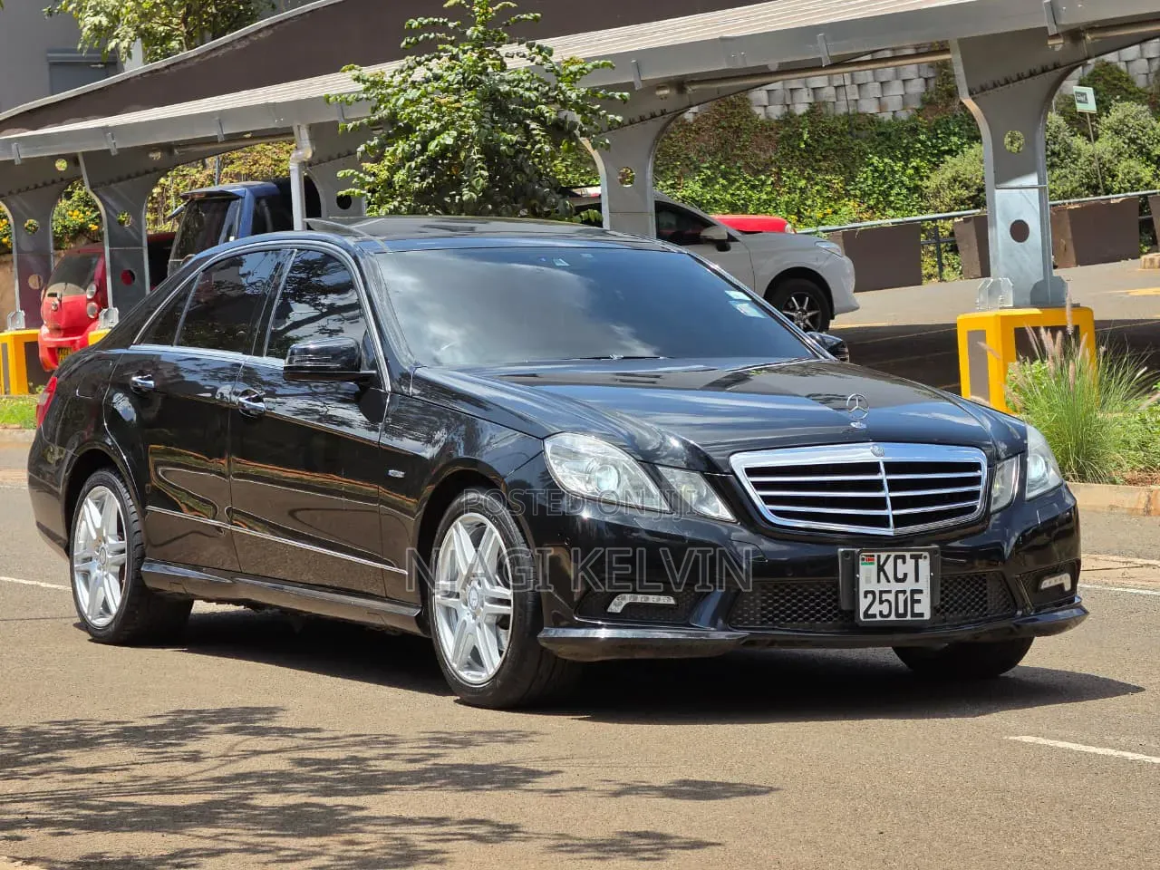 Mercedes-Benz E250 2011 Black