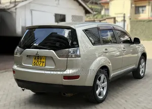 Mitsubishi Outlander 2008 Gold
