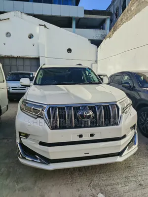 Toyota Land Cruiser 2019 White