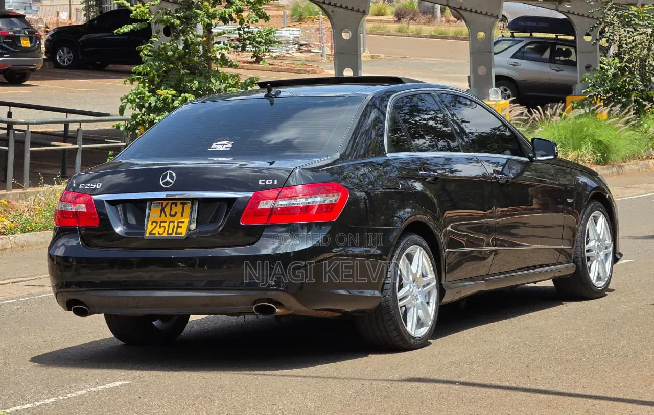 Mercedes-Benz E250 2011 Black