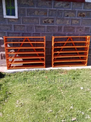Quality Show Rack
