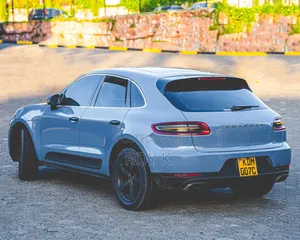Porsche Macan Turbo 2015 Black