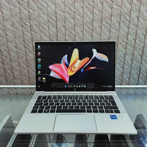Laptop HP EliteBook 830 G8 8GB Intel Core i5 SSD 256GB