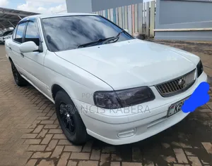 Nissan FB15 2006 Pearl