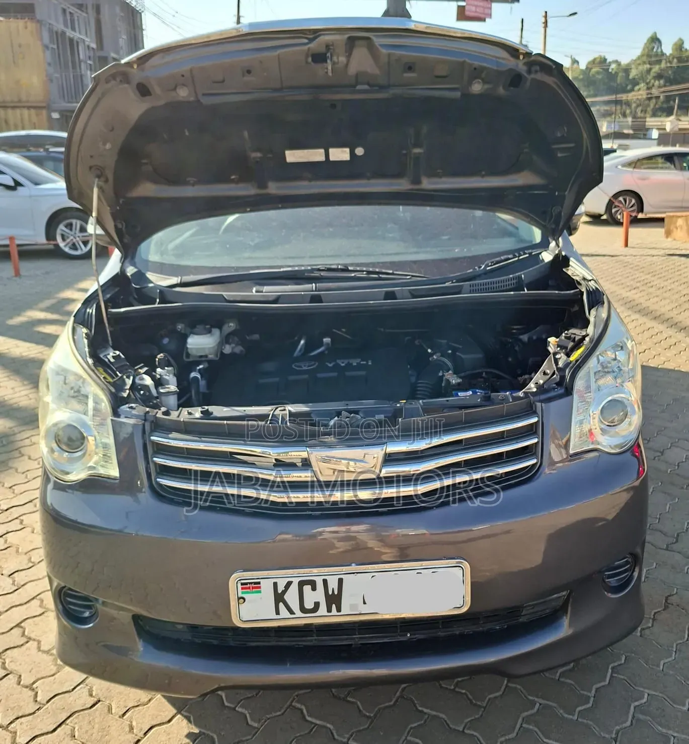 Toyota Noah 2012 Gray
