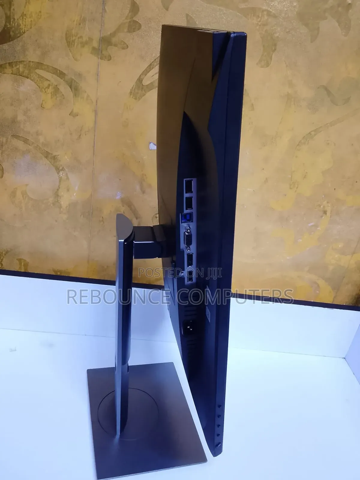 Dell-P2219h