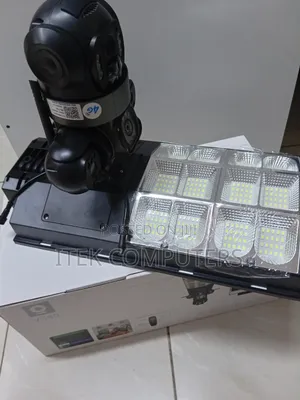 Wireless 4G Solar CCTV Camera With Integrated Outdoor Lighting