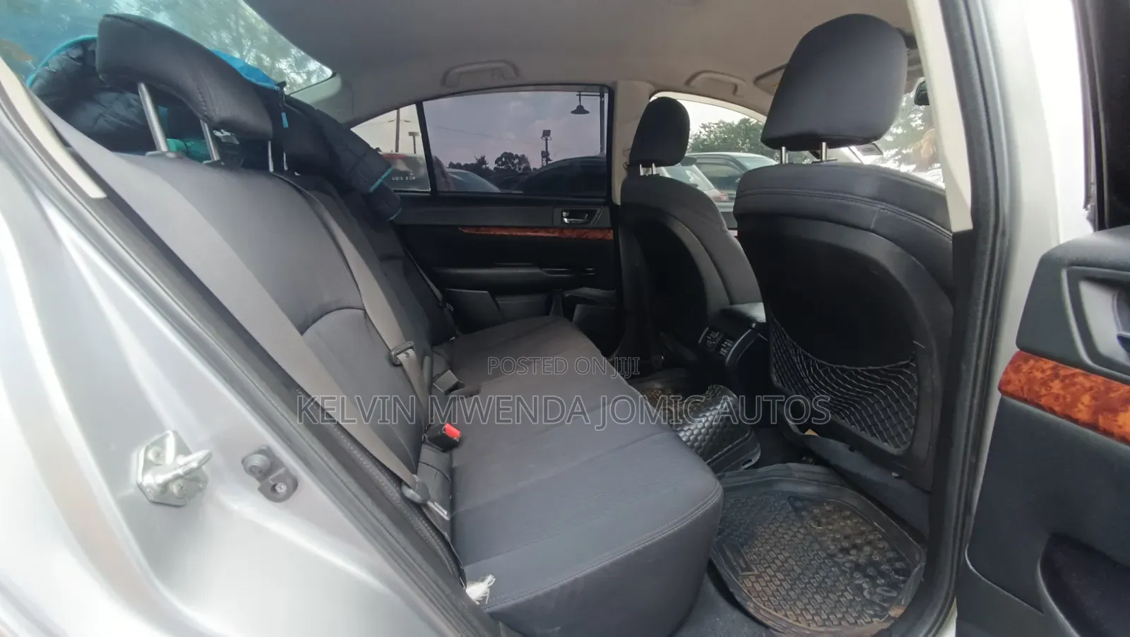 Subaru Legacy 2011 Silver