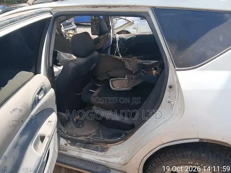Toyota Caldina 2004 White