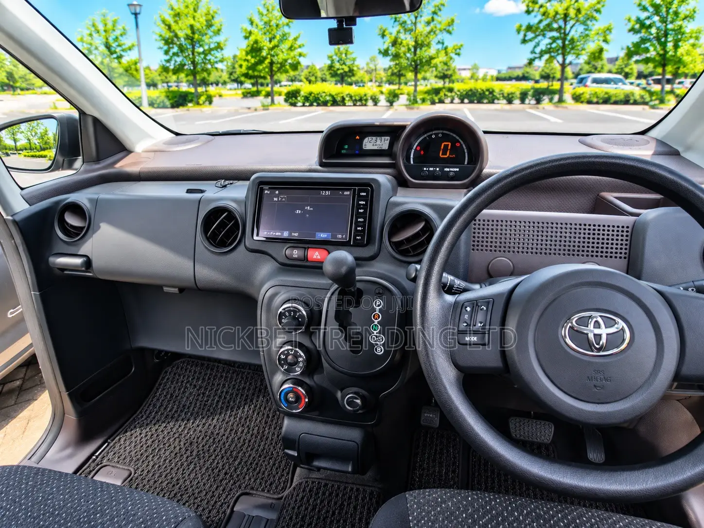 Toyota Spade 1.5 2019 Silver